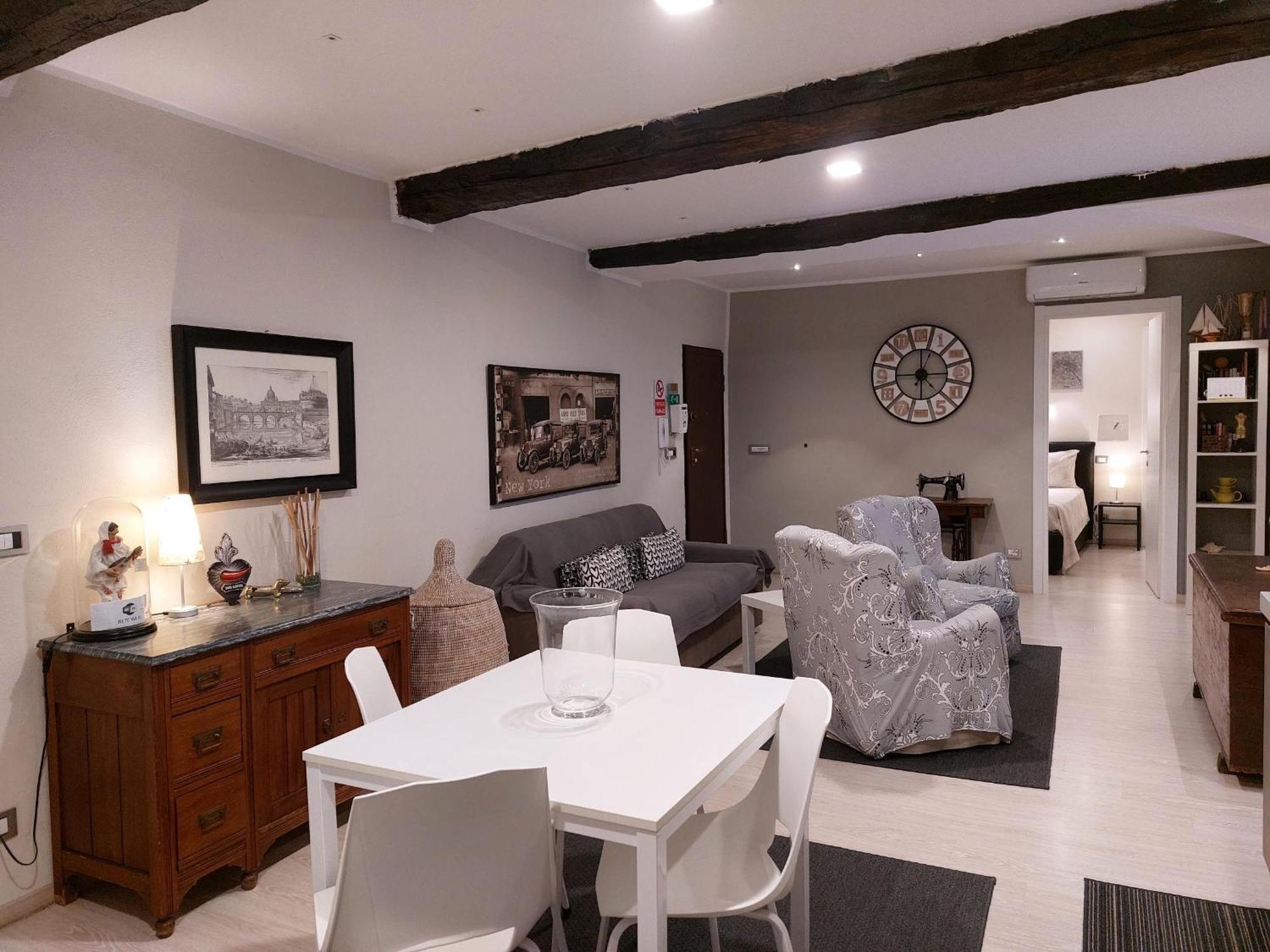 סאבונה Appartamento Piazzetta La Maddalena מראה חיצוני תמונה
